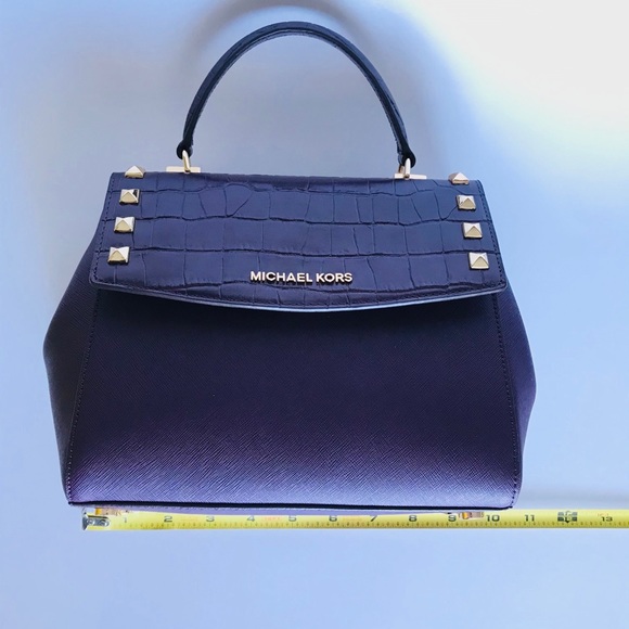 Michael Kors Bag - Picture 7 of 7